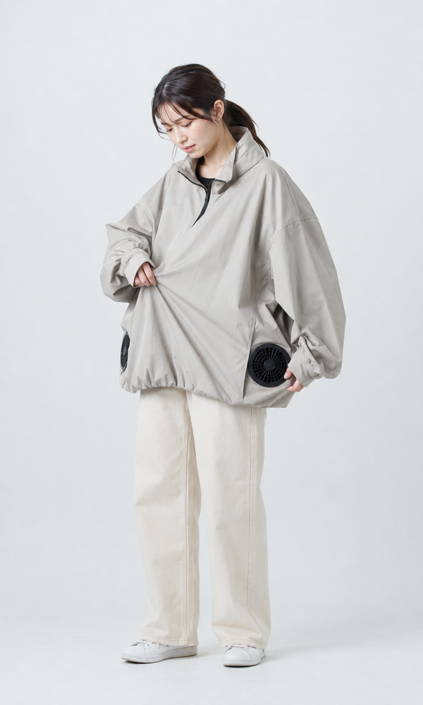 A cooling jacket that is too big